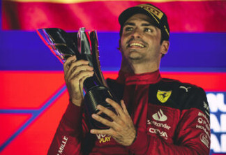 Carlos Sainz vence o GP de Singapura [divulgação]